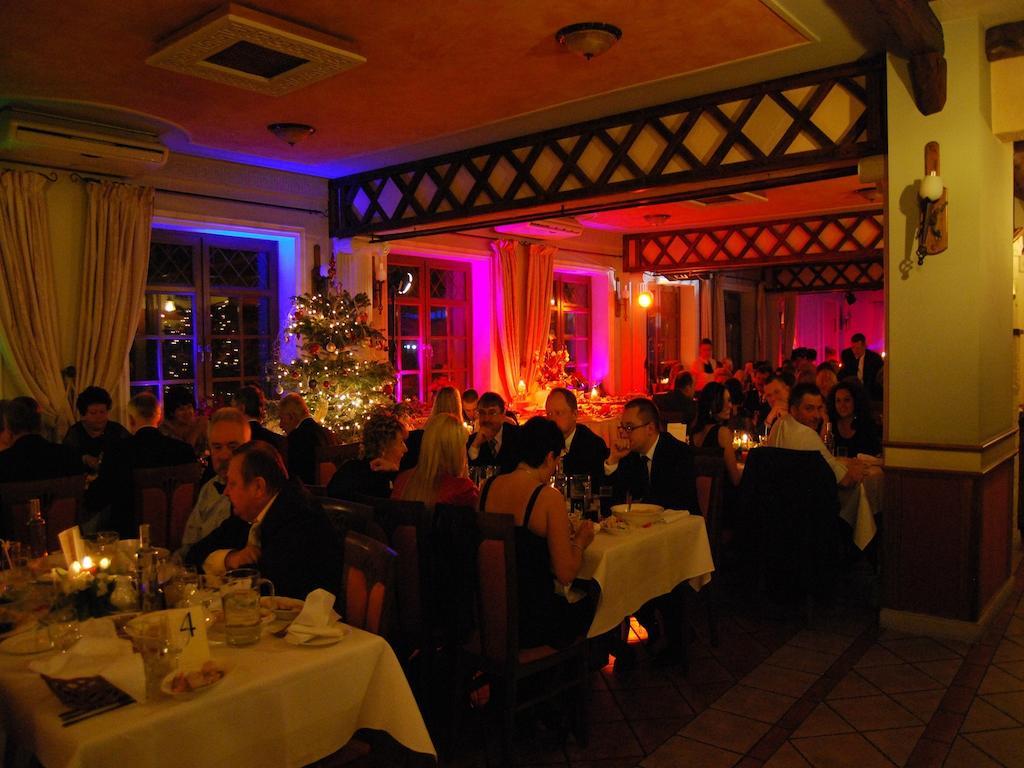 Hotel Jankow Żary Extérieur photo